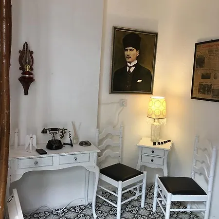 1881 Concept ألاتشاتي
